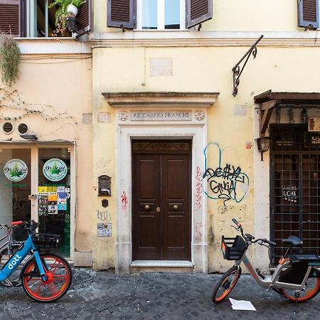 Iflat Magic Apartment In The Heart Of Trastevere Рим Екстериор снимка